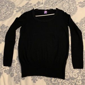 BR black sweater